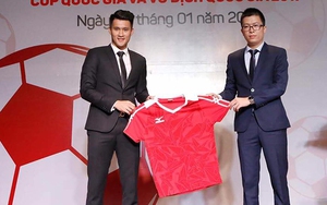 Đội bóng của Công Vinh có nhà tài trợ áo đấu mới
