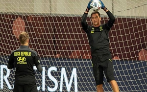 Bóng đá Việt Nam hôm nay: Filip Nguyễn hăng say tập luyện. Văn Hậu giúp Hà Nội tự tin