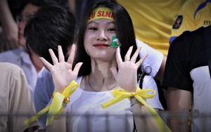 Fan nữ SLNA 'quẩy' tưng bừng trong ngày thắng sốc Hà Nội