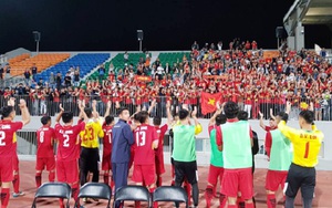 'Đè bẹp' Lào, U19 Việt Nam toàn thắng tại vòng loại U19 châu Á 2018