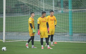 Bóng đá Việt Nam hôm nay: Thủ môn U22 Việt Nam tiết lộ yêu cầu lạ của HLV Park Hang Seo
