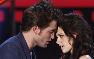 Điểm danh những nụ hôn say đắm nhất tại MTV Movie Awards