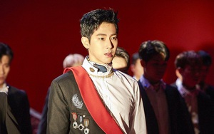 Thủ lĩnh TVXQ Yunho xấu hổ vì 'lộ hàng', rời nghiệp cầm ca để làm quân nhân