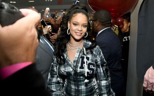 Rihanna có đường đặt theo tên mình ở quê nhà