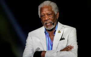 Morgan Freeman liên tiếp lên tiếng xin lỗi, sợ thanh danh cả đời sụp đổ trong nháy mắt