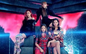 Black Pink trở lại với MV 'Ddu-du Ddu-du': 'Đừng cố uốn éo nữ tính nữa'