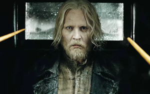 Johnny Depp ‘cảm thấy tồi tệ’ vì liên lụy tới JK Rowling khi đóng ‘Sinh vật huyền bí 2’