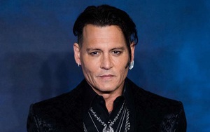 Johnny Depp tố cáo vợ cũ Amber Head dựng kịch tinh vi và đòi bồi thường 50 triệu USD