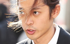 Sốc: Jung Joon Young hứa sẽ giúp nạn nhân thành người nổi tiếng nếu họ ngủ với mình