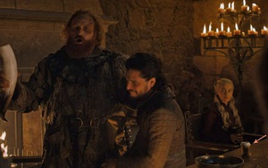 ‘Sansa Stark’ Sophie Turner đích thân giải trình về vụ ly cà phê trong ‘Trò chơi vương quyền’