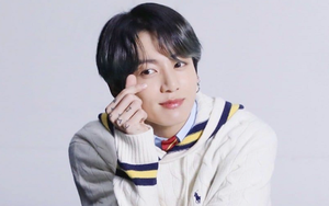 Jungkook BTS tiết lộ khoảnh khắc xuất thần để viết ca khúc tặng ARMY ‘Still With You’