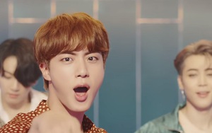 ‘Dynamite’ của BTS lại lập kỷ lục Youtube mới, Jin thích chí gọi mình là ‘Ca sĩ Seok Jinie No.1 Billboard’