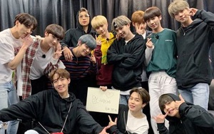 Hài hước khi BTS hóa ‘team qua đường’ của TXT