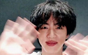 ‘Vua lộ hàng BTS’ Jin nói về hợp tác với thần tượng âm nhạc