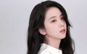 Jisoo Blackpink xứng danh ‘tình đầu quốc dân’ trong ảnh phim mới