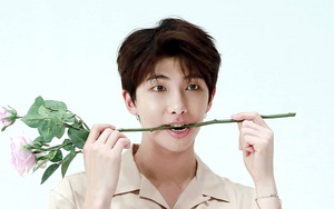 'Truy tìm' người hạnh phúc bên RM BTS trong ảnh mới đăng trên Instagram