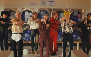 BTS thuê phiên dịch ngôn ngữ ký hiệu cho ARMY khiếm thính ở hòa nhạc