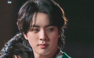 Biên tập Rolling Stone khen riêng giọng Jin BTS trong hòa nhạc ‘Permission To Dance’