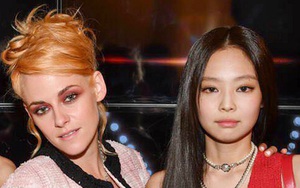Jennie Blackpink mặc cùng đồ Kristen Stewart, ai mới là ‘Nàng thơ Chanel’?