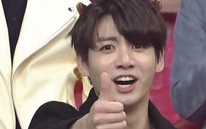 5 lần Jungkook BTS tiết lộ chuyện gia đình siêu cưng, bà siêu ngầu