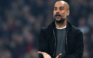 Chật vật hạ đội hạng hai, Guardiola đổ lỗi cho... quả bóng Mitre