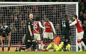 Video clip highlights bàn thắng trận Arsenal 1-0 West Ham: Người hùng Welbeck