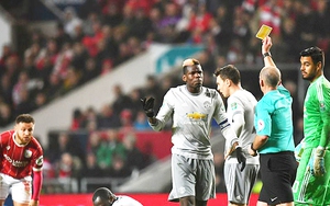 M.U: Paul Pogba lại vào bóng nguy hiểm, đá xấu, đáng lẽ nhận thẻ đỏ