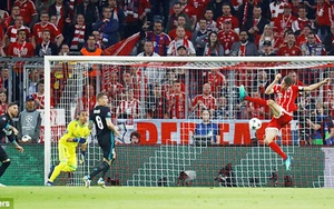 Bayern Munich 1-2 Real Madrid: Dứt điểm siêu tệ, Bayern trả giá cực đắt