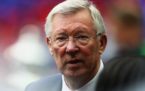Sir Alex Ferguson nhập viện vì xuất huyết não, tình trạng nguy kịch đến mức nào?