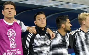 Lý do thực sự khiến Mesut Oezil từ giã tuyển Đức là gì?