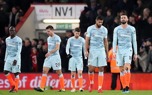Ngoại hạng Anh vòng 24: Chelsea thảm bại khó tin, Liverpool mất điểm