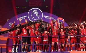 CHÙM ẢNH Liverpool ăn mừng vô địch: Đêm không ngủ ở Anfield