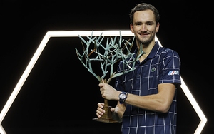 Kết thúc Paris Masters 2020: Thông điệp của Daniil Medvedev