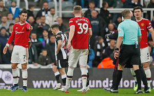 Những vấn đề của MU: Ronaldo, Maguire, và bài toán thể lực