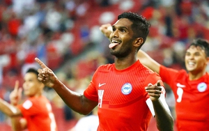 Philippines 1-2 Singapore: Chủ nhà đặt một chân vào bán kết
