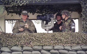 Bên trong ngôi làng 'căng thẳng nhất hành tinh'