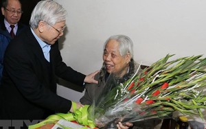 Tổng Bí thư Nguyễn Phú Trọng thăm Nguyên Tổng Bí thư Đỗ Mười, Nguyên Chủ tịch nước Lê Đức Anh