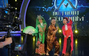 Lần đầu tiên hầu đồng 'bắt tay' cùng ảo thuật