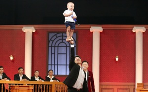 Tập 4 ‘Phiên tòa tình yêu’: ‘Hoàng tử xiếc’ Quốc Nghiệp thắng kiện nhờ con trai 16 tháng tuổi