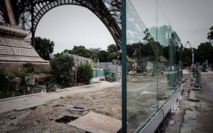 Tháp Eiffel khoác 'áo chống đạn' dầy 6,5 cm chống khủng bố