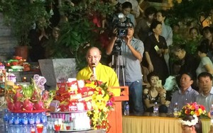 HÌNH ẢNH cầu siêu nạn nhân tử vong do tai nạn giao thông năm 2018 tại chùa Quán Sứ