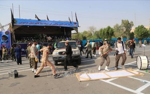 Iran: Tấn công lễ diễu binh, 11 binh sĩ thiệt mạng, hơn 30 dân thường bị thương