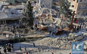 Liên quân do Mỹ đứng đầu không kích Syria khiến hàng chục dân thường thiệt mạng