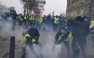 Pháp: 31.000 người tham gia biểu tình, 700 đối tượng bị bắt giữ