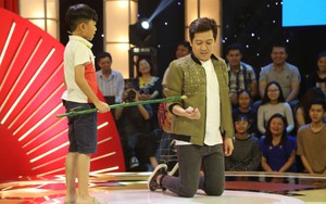 Tập 12 'Thách thức danh hài': Á quân 'Giọng hát Việt nhí' Minh Chiến làm Trấn Thành 'cười lăn cười bò'