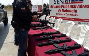 Venezuela thu giữ lô vũ khí có nguồn gốc từ Mỹ
