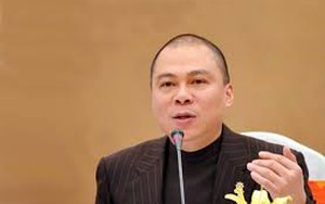 VIDEO bắt tạm giam nguyên Chủ tịch HĐQT Công ty AVG Phạm Nhật Vũ về tội ‘đưa hối lộ’