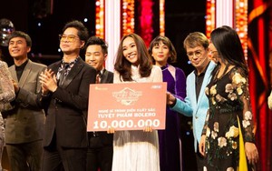 Hết phát ngôn sốc, Ngọc Sơn lên sân khấu thị phạm cách hát bolero