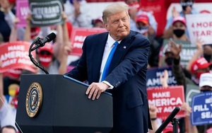 Bầu cử Mỹ 2020: Phe Dân chủ nhận định cuộc đua giữa hai ứng cử viên hết sức sít sao