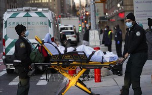 Tỷ phú Mỹ ủng hộ 4,2 tỷ USD cho quỹ hỗ trợ các nạn nhân COVID-19